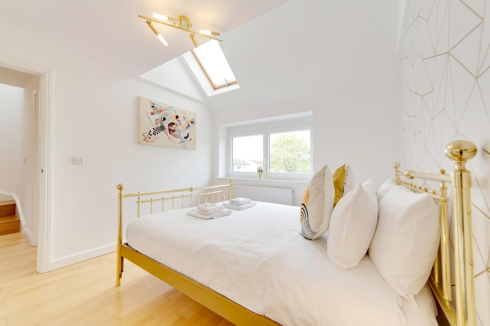 Pass The Keys 49 Byron Square Modern And Spacious 3 Bed Home With Free Parking Cambridge  Exterior photo