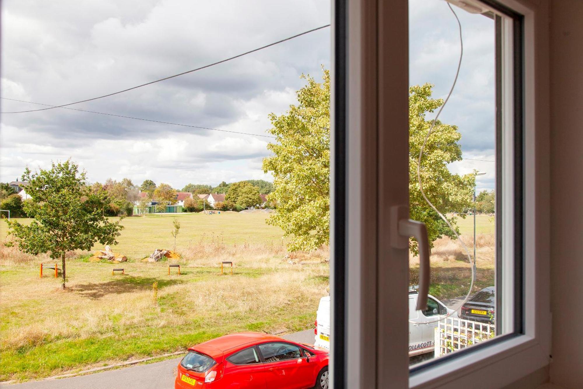 Pass The Keys 49 Byron Square Modern And Spacious 3 Bed Home With Free Parking Cambridge  Exterior photo